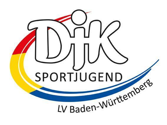 Logo der DJK Sportjugend LV Baden-W&uuml;rttemberg mit blauen und roten Farbb&auml;ndern.